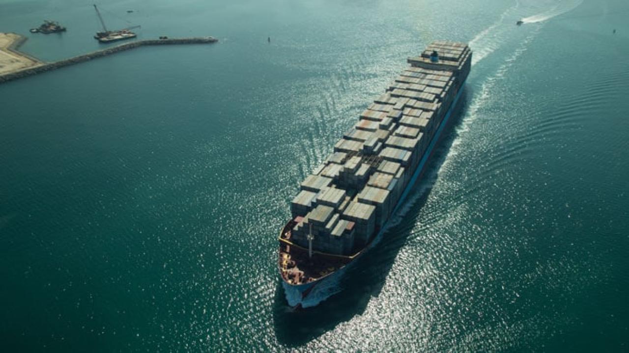 cargo_container_ship